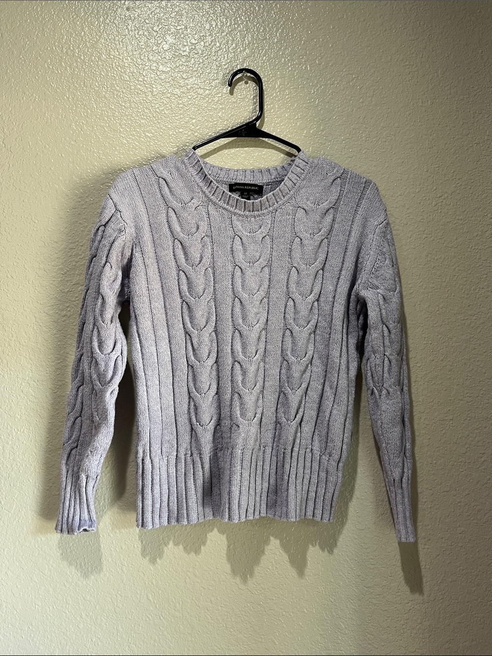 Banana Republic Light Lavender Cable Knit Sweater Sz M Fisherman Comfy TC0246